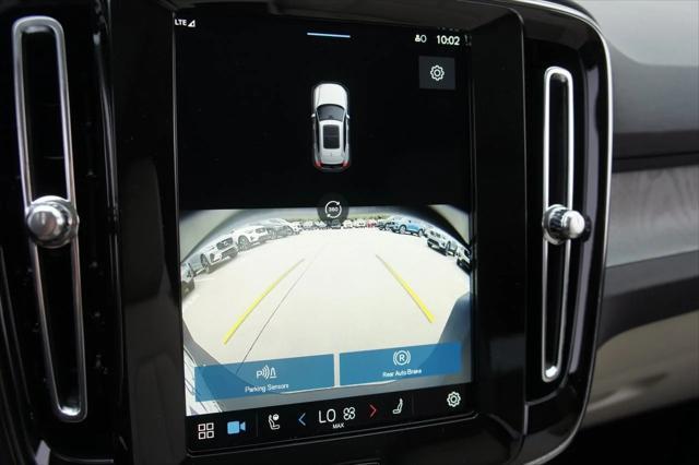 new 2025 Volvo XC40 car, priced at $51,785