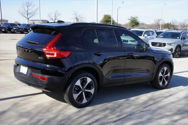 new 2025 Volvo XC40 car, priced at $47,145