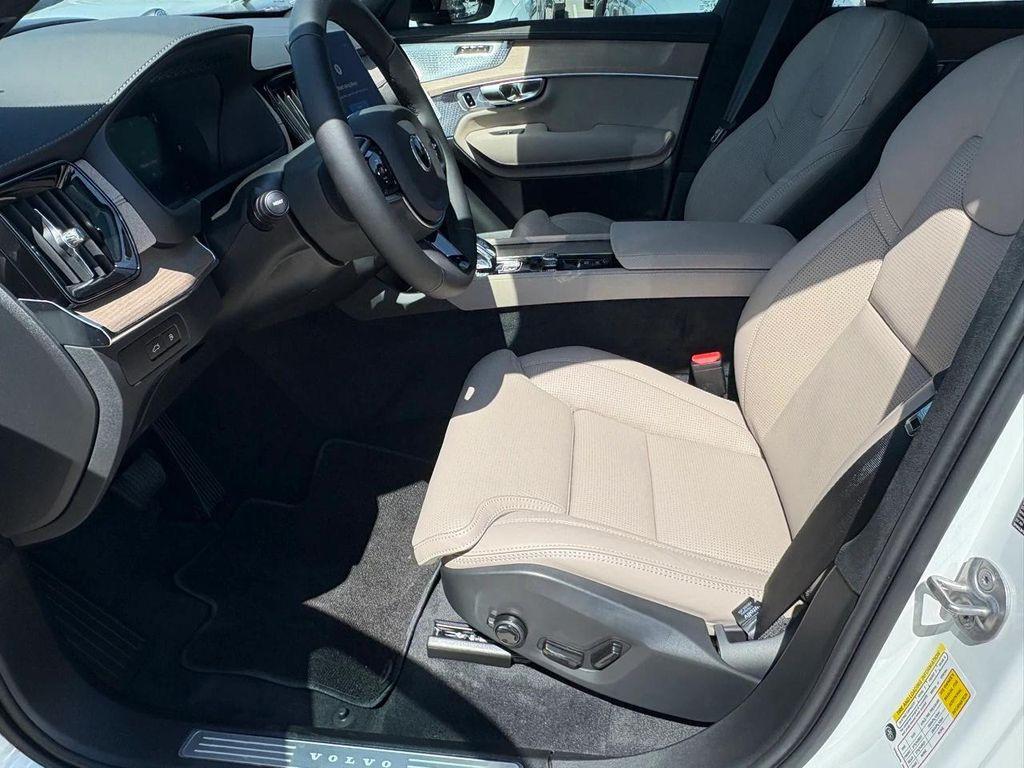 new 2026 Volvo XC90 Plug-In Hybrid car, priced at $93,695