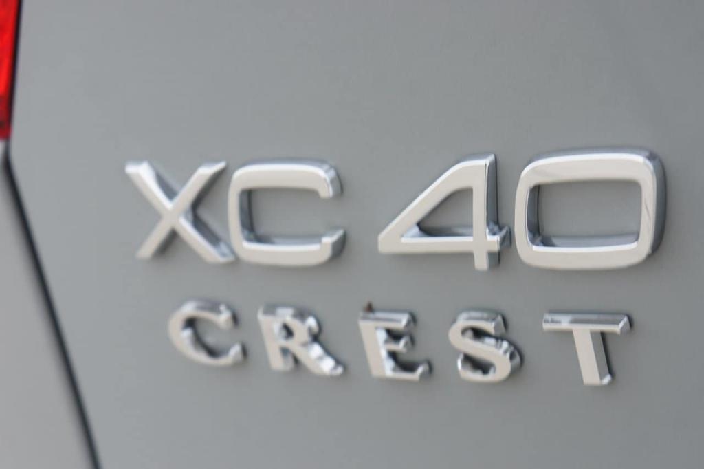 new 2024 Volvo XC40 Recharge Pure Electric car, priced at $54,596