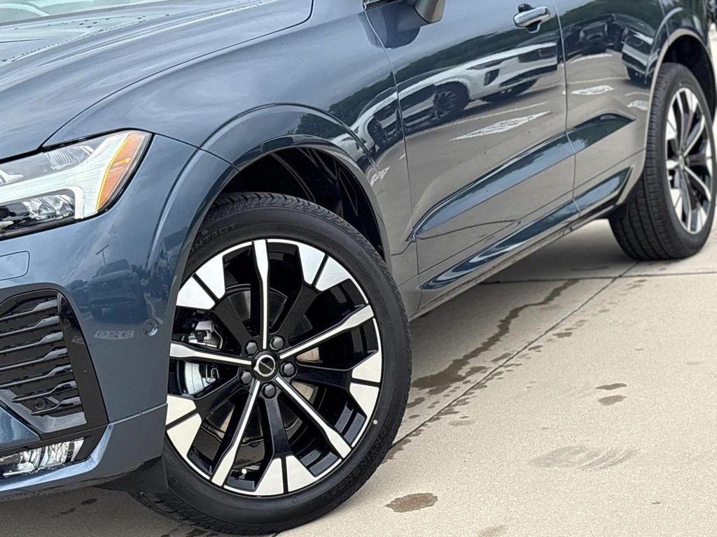 new 2026 Volvo XC60 car, priced at $59,160