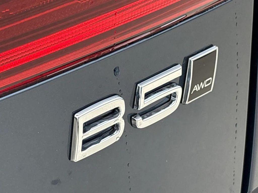 new 2026 Volvo XC60 car, priced at $59,160