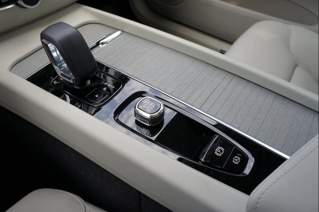 new 2025 Volvo XC60 Plug-In Hybrid car, priced at $65,510