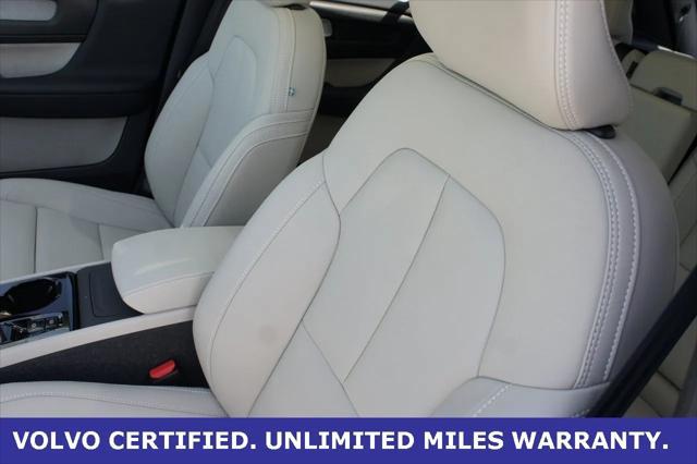 new 2025 Volvo XC40 car, priced at $45,315