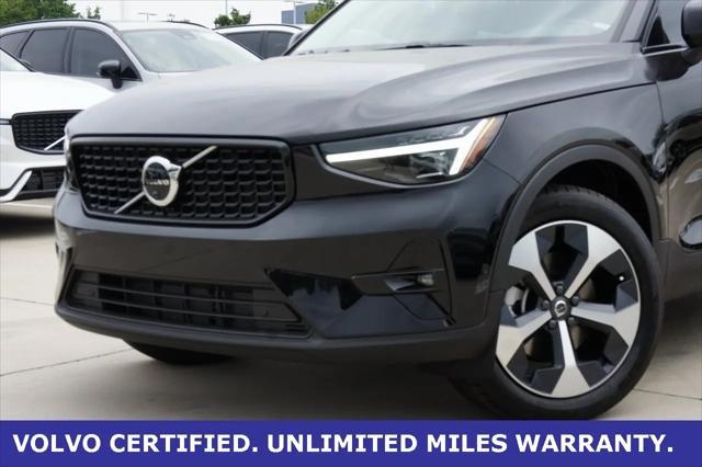 new 2025 Volvo XC40 car, priced at $45,315