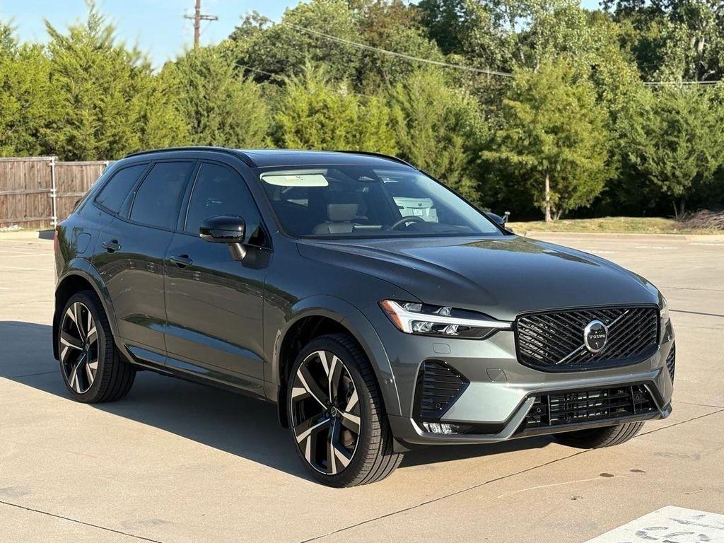 new 2026 Volvo XC60 car, priced at $72,175