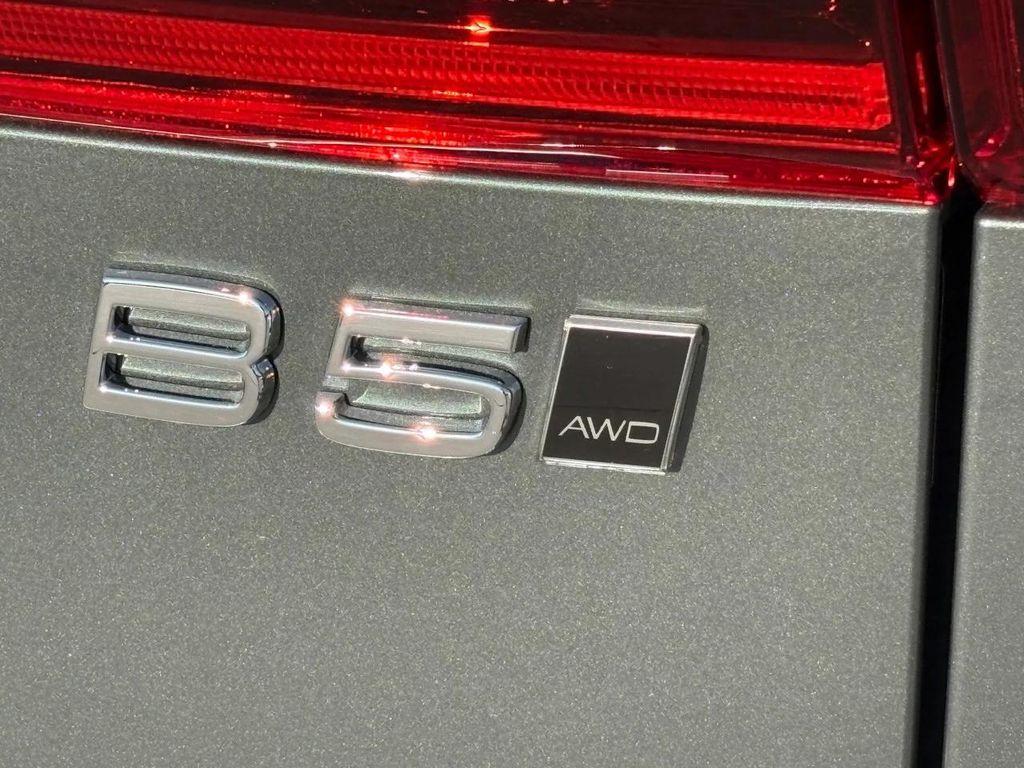 new 2026 Volvo XC60 car, priced at $72,175