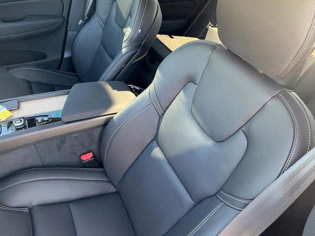 new 2026 Volvo XC60 car, priced at $72,175
