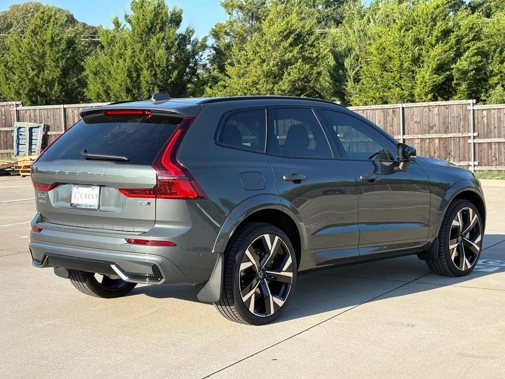 new 2026 Volvo XC60 car, priced at $72,175