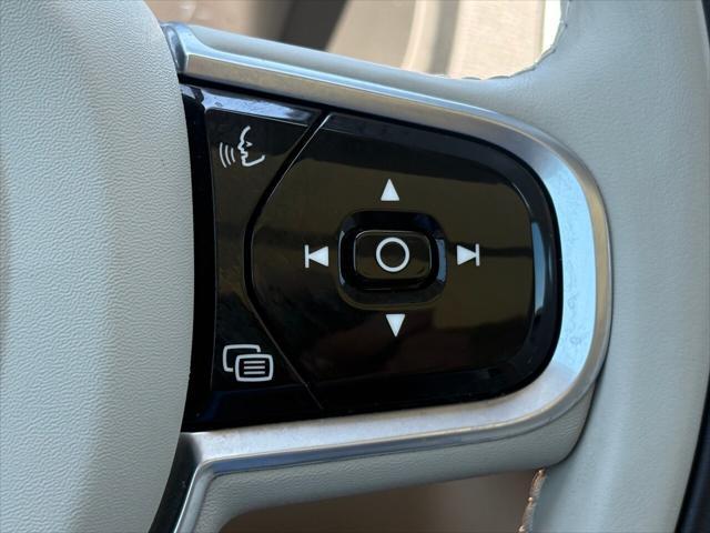used 2022 Volvo XC90 car, priced at $45,184