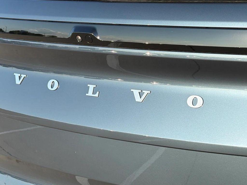 new 2025 Volvo EX90 car, priced at $89,380