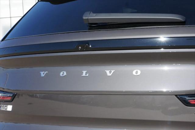 new 2025 Volvo EX90 car, priced at $98,360