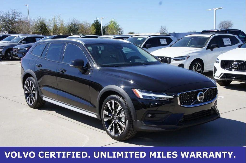 new 2025 Volvo V60 Cross Country car, priced at $53,755