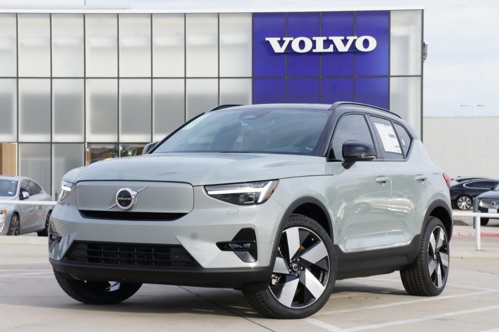 new 2024 Volvo XC40 Recharge Pure Electric car, priced at $59,223