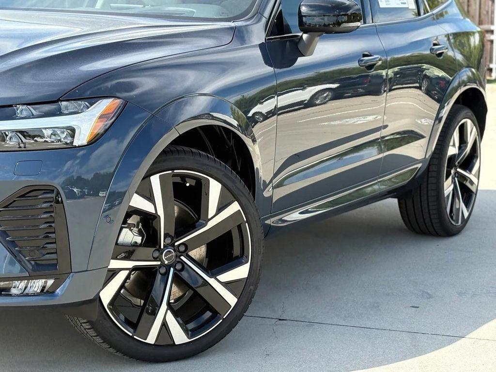 new 2026 Volvo XC60 car, priced at $66,410