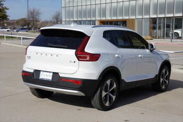 new 2025 Volvo XC40 car, priced at $43,845