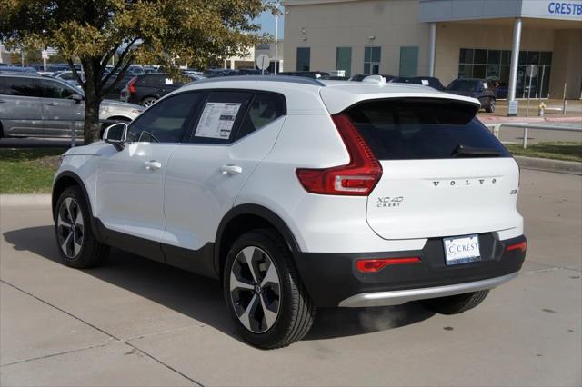 new 2025 Volvo XC40 car, priced at $43,845