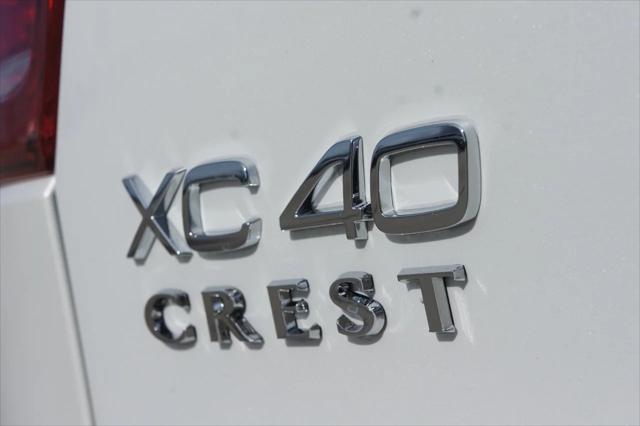 new 2025 Volvo XC40 car, priced at $43,845