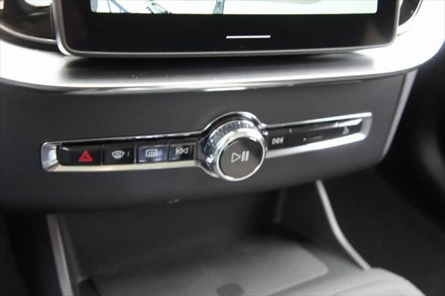 new 2025 Volvo XC90 Plug-In Hybrid car, priced at $82,405
