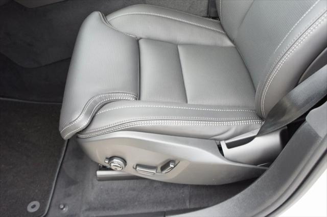 new 2025 Volvo XC90 Plug-In Hybrid car, priced at $82,405