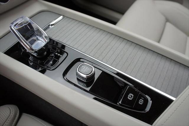new 2025 Volvo XC60 Plug-In Hybrid car, priced at $71,510