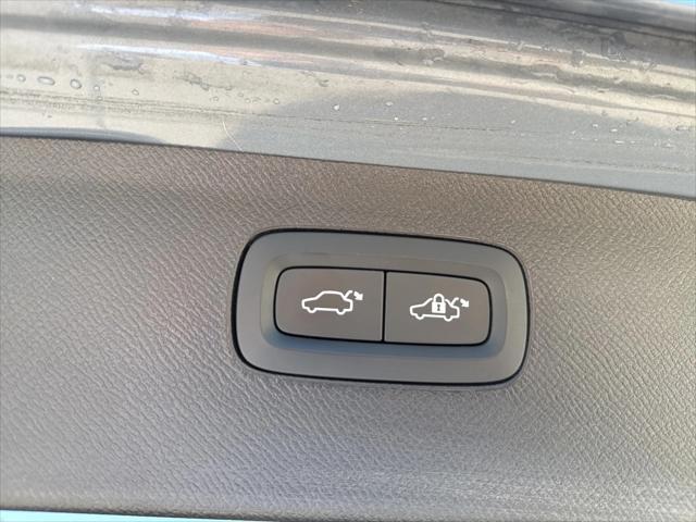 used 2022 Volvo XC90 Recharge Plug-In Hybrid car, priced at $43,989