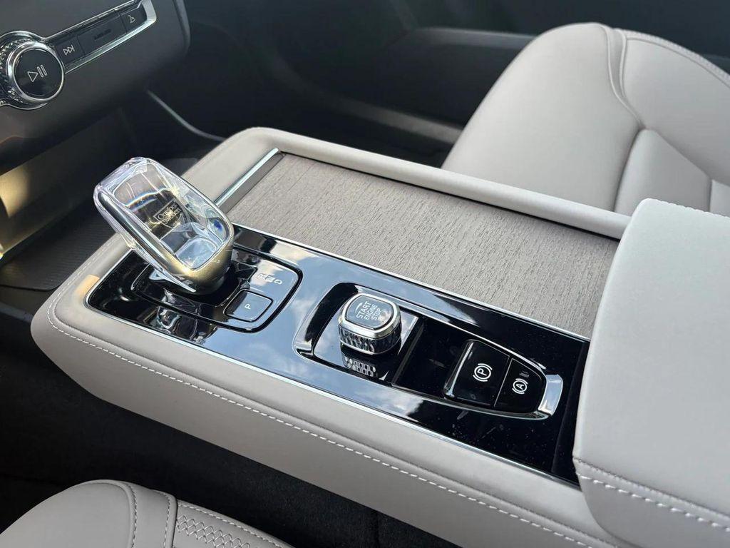 new 2025 Volvo XC90 Plug-In Hybrid car, priced at $78,805