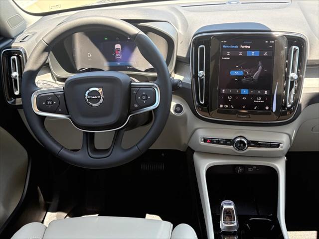 new 2025 Volvo XC40 car, priced at $48,910