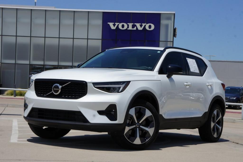 used 2023 Volvo XC40 car, priced at $38,350