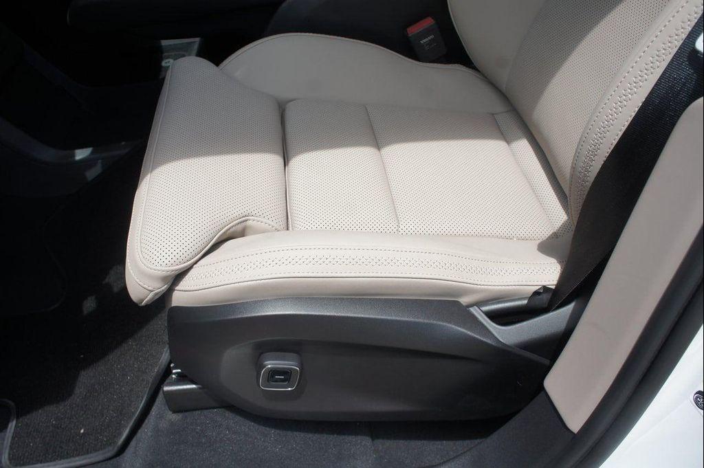 new 2025 Volvo EX90 car, priced at $100,270