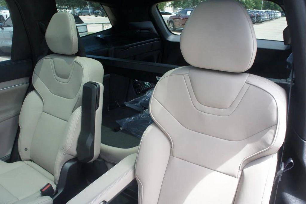 new 2025 Volvo EX90 car, priced at $100,270