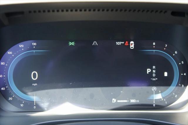new 2025 Volvo XC40 car, priced at $46,035