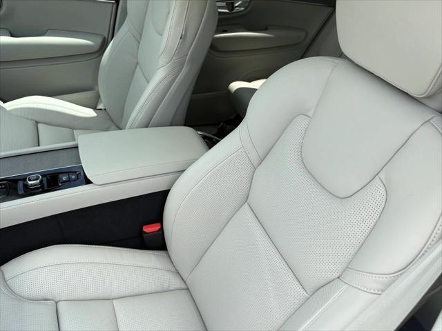new 2025 Volvo XC90 Plug-In Hybrid car, priced at $82,405