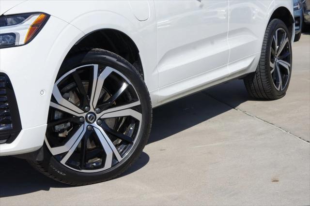 used 2022 Volvo XC60 Recharge Plug-In Hybrid car, priced at $39,588