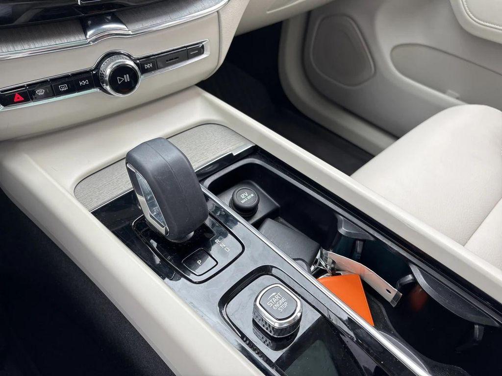 used 2023 Volvo XC60 Recharge Plug-In Hybrid car, priced at $44,500