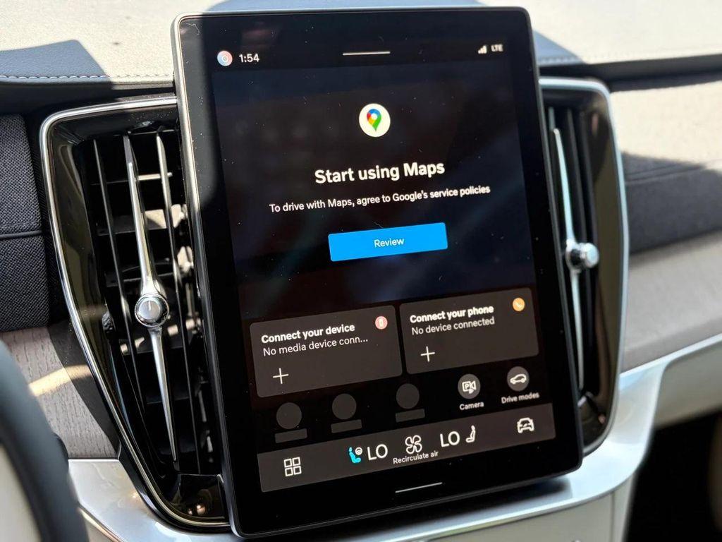 new 2026 Volvo XC90 car, priced at $75,155