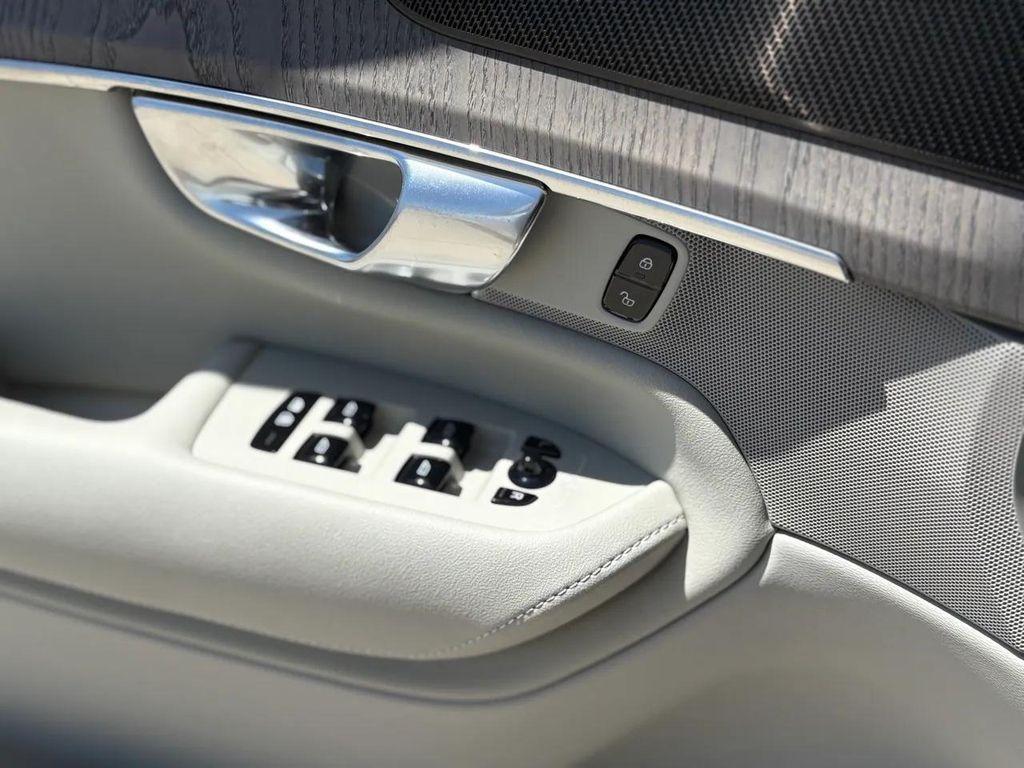 new 2026 Volvo XC90 car, priced at $75,155