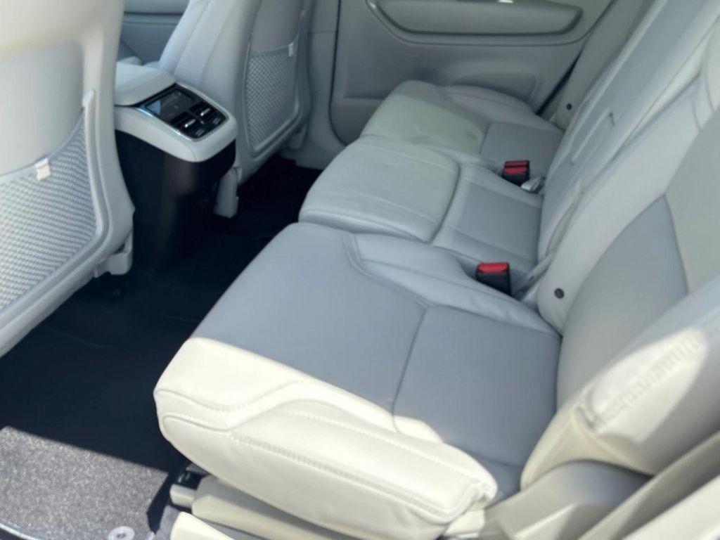 new 2026 Volvo XC90 car, priced at $75,155