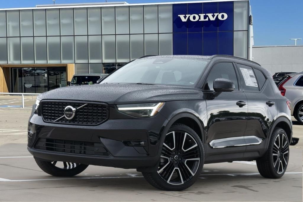 new 2024 Volvo XC40 car, priced at $56,815