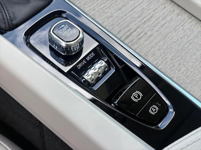 used 2020 Volvo XC60 car, priced at $26,473