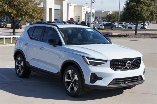 new 2025 Volvo XC40 car, priced at $47,765