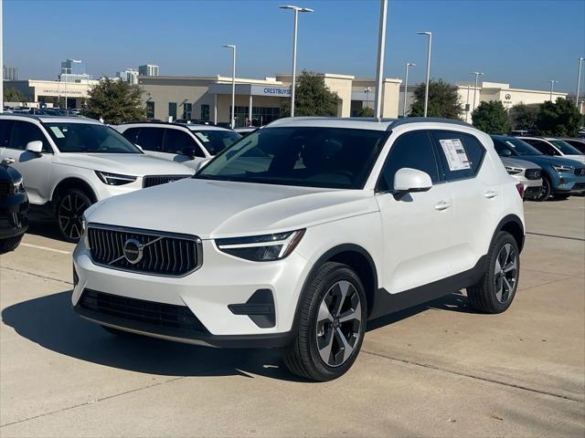 new 2025 Volvo XC40 car, priced at $44,465