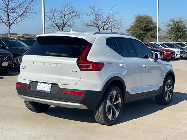 new 2025 Volvo XC40 car, priced at $44,465