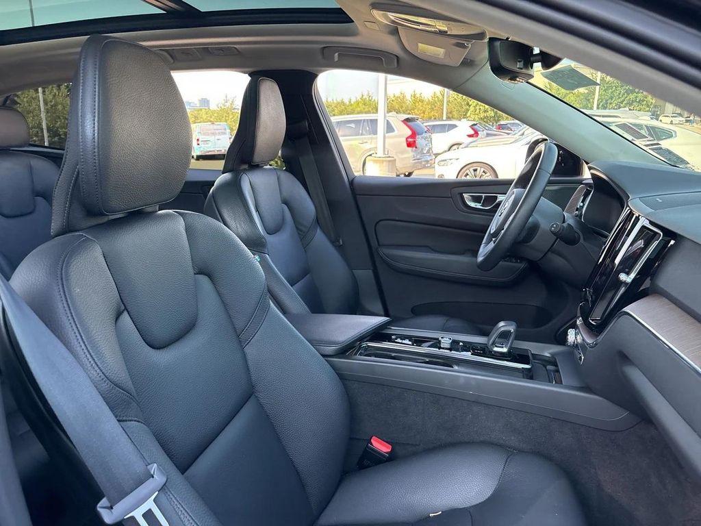 used 2022 Volvo XC60 Recharge Plug-In Hybrid car, priced at $37,501