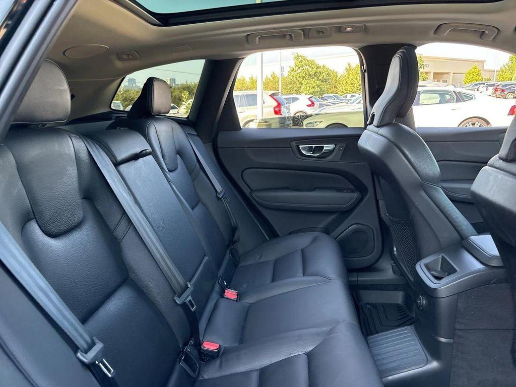 used 2022 Volvo XC60 Recharge Plug-In Hybrid car, priced at $37,501