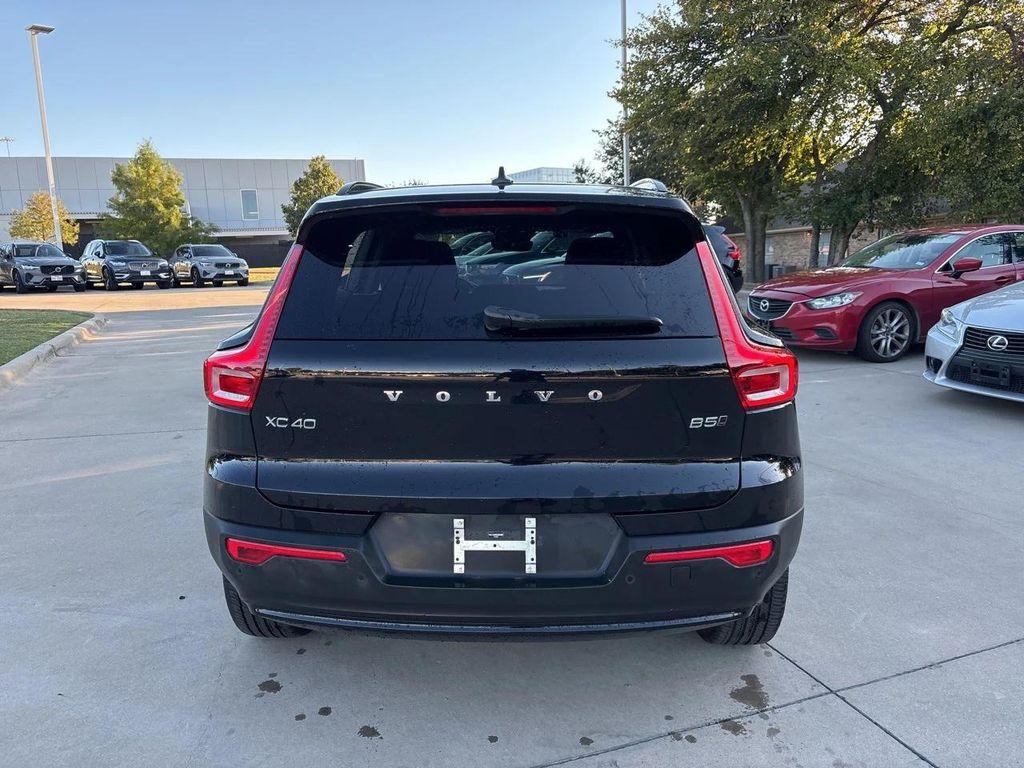 used 2025 Volvo XC40 car, priced at $35,999