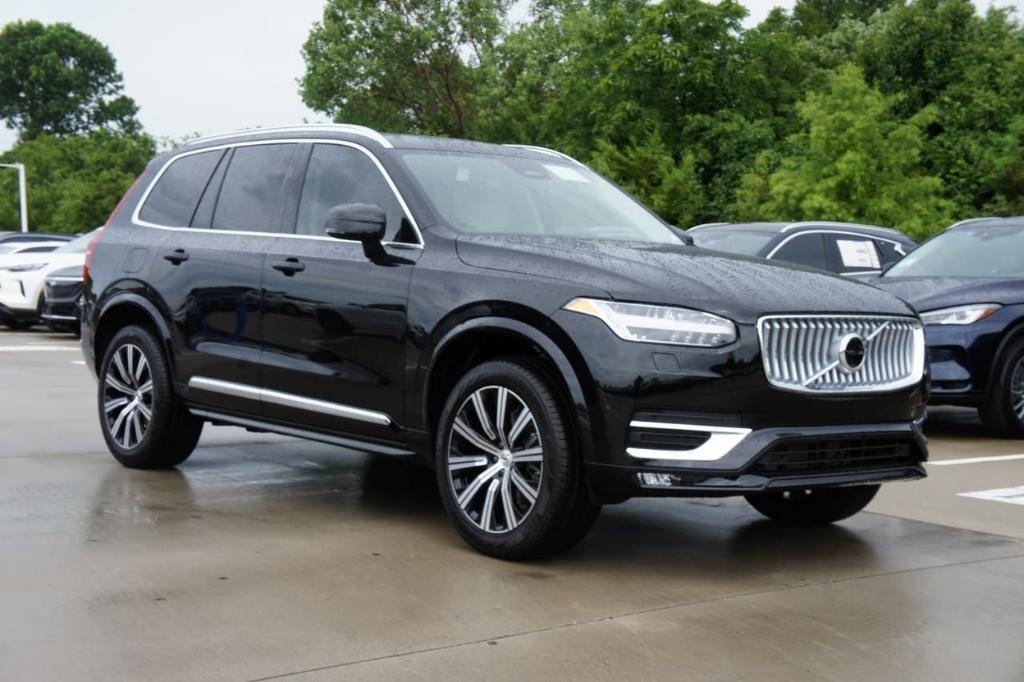 new 2025 Volvo XC90 car, priced at $59,315