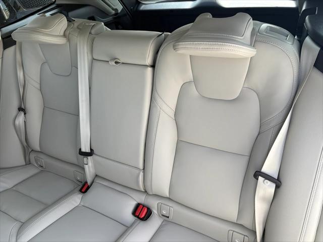new 2025 Volvo XC60 car, priced at $60,660