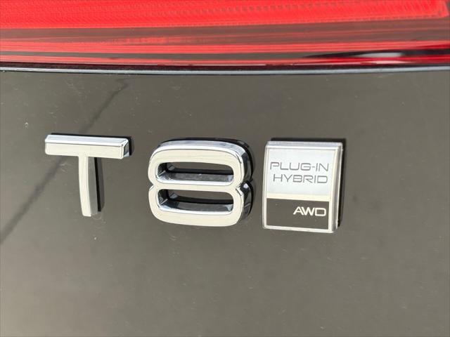 new 2025 Volvo XC60 Plug-In Hybrid car, priced at $67,060