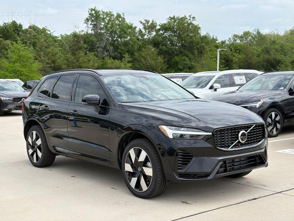 new 2025 Volvo XC60 Plug-In Hybrid car, priced at $67,060